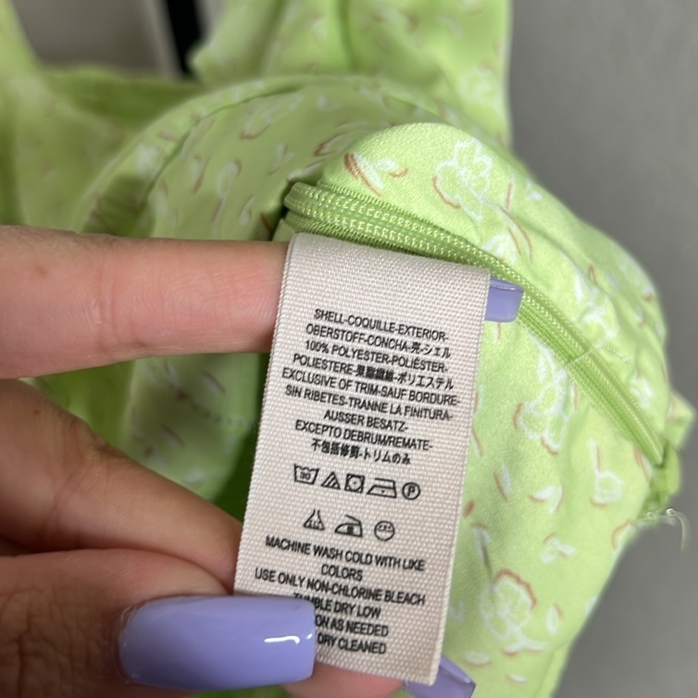 Free People EUC Green Sleeveless Top, Size Approx (Medium) Tag Missing - Picture 4 of 6